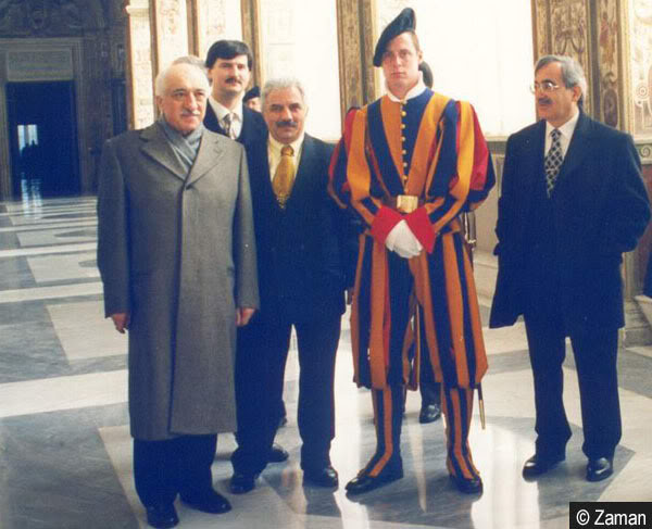 There was an executive protocol for welcoming Gülen on his Vatican visit.