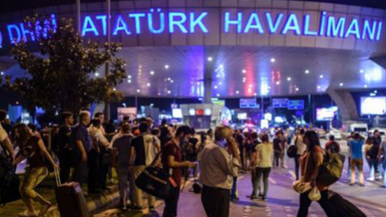 Atatürk Havalimanı işgal altında